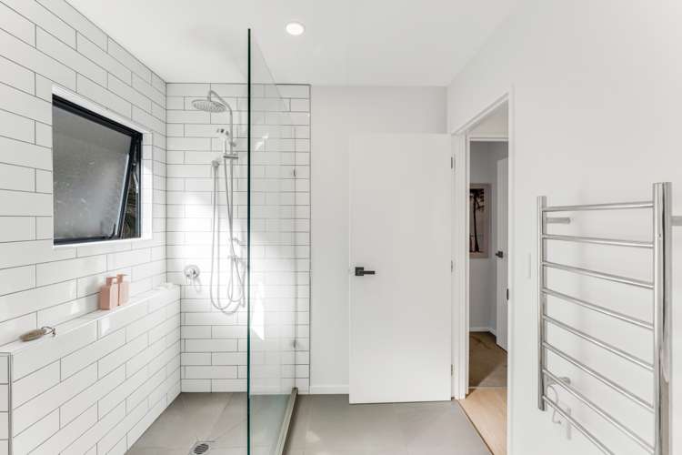 68 Te Toki Road Ostend_14