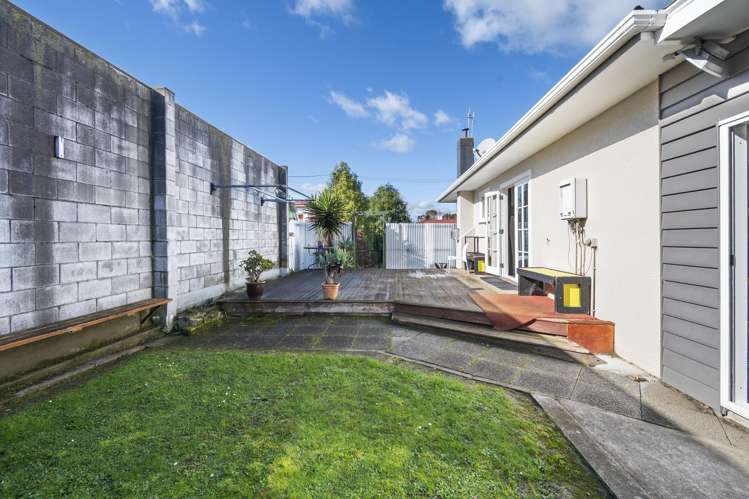 84 Lethbridge Street Feilding_11