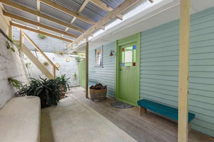 36 Park Terrace Lyttelton_17