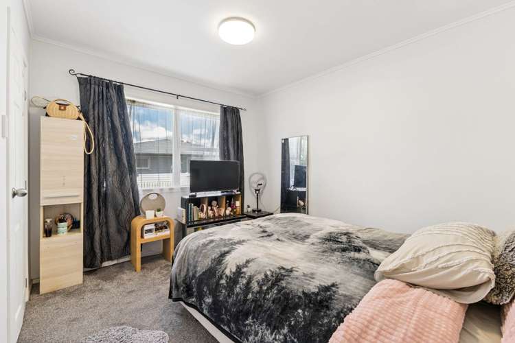 1/85A Tidal Road Mangere_6