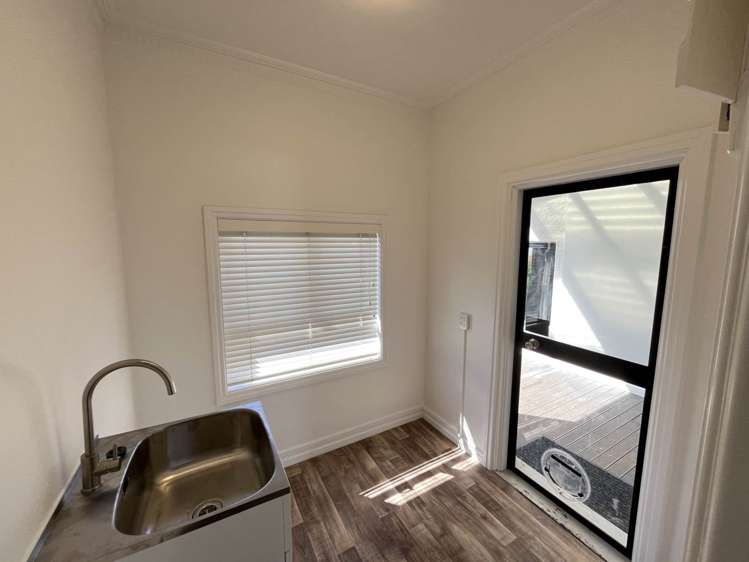 5 The Parade Bucklands Beach_23