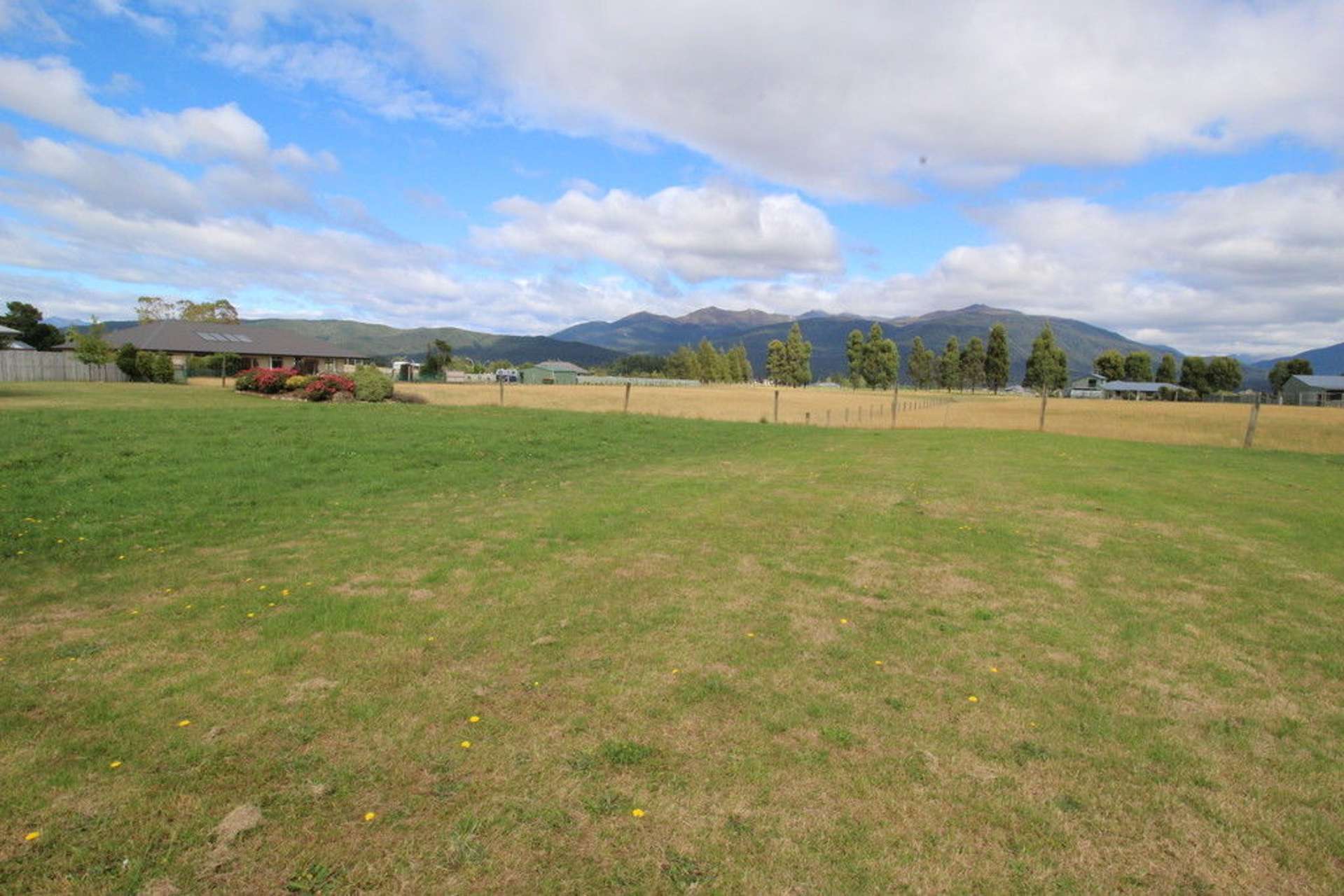17 Orbell Crescent Te Anau_0