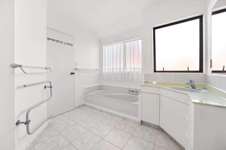 87 Luckens Road West Harbour_23