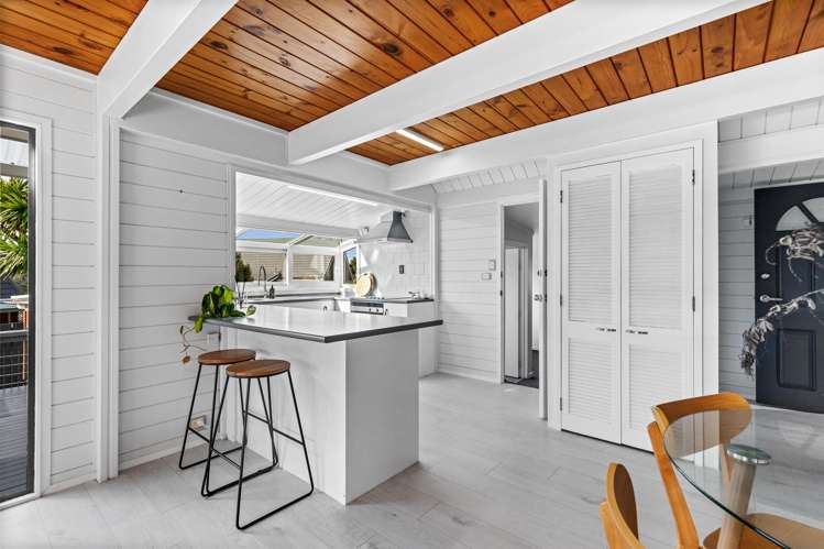 2/7 Fernbird Place Massey_7