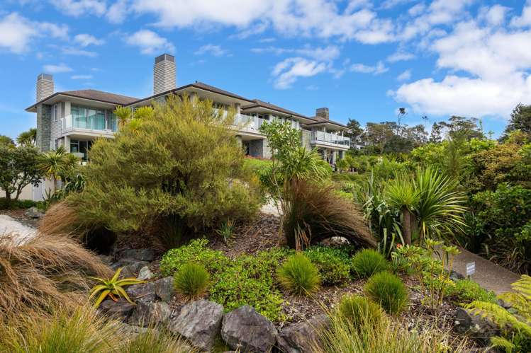 1 Little Compton Mews Snells Beach_26