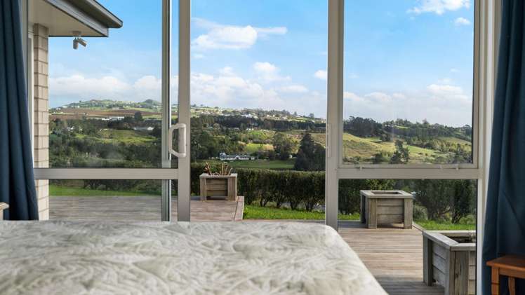 175 Chamberlain Road Bombay_13