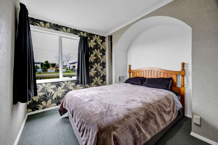 1 Malone Place Hawera_10