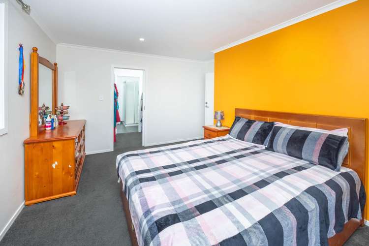7 Heke Lane Glenview_9