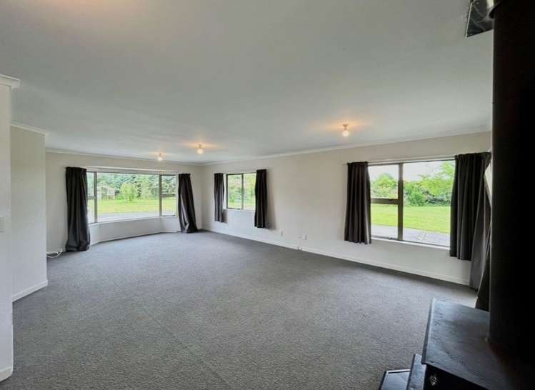 824 Roberts Line Bunnythorpe_3