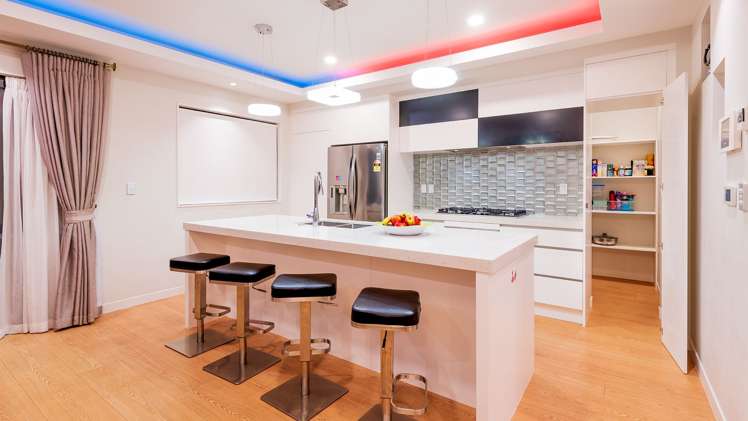 21 Quattro Avenue Flat Bush_5