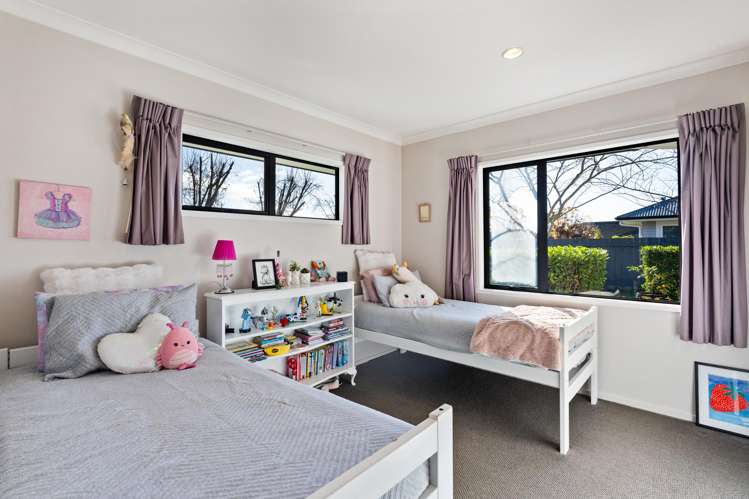 606 Nottingley Road Frimley_12