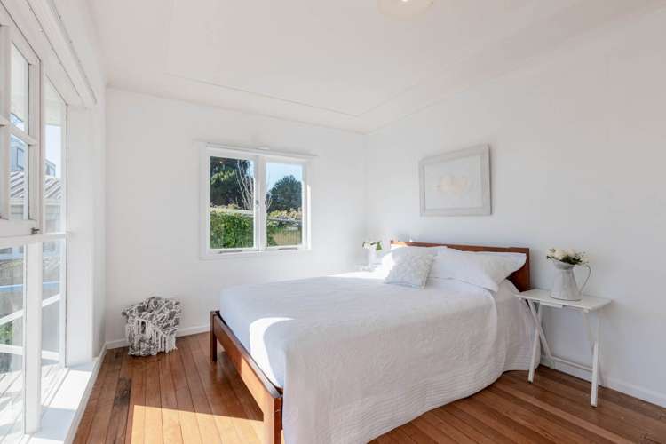 1/12 Sherwood Avenue Te Atatu South_10