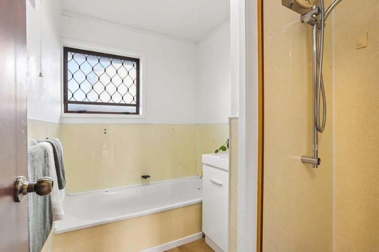 10 Annette Avenue Te Atatu South_8