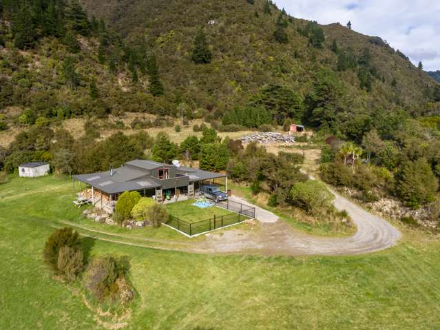 944 Mangatarere Valley Road Carterton_2