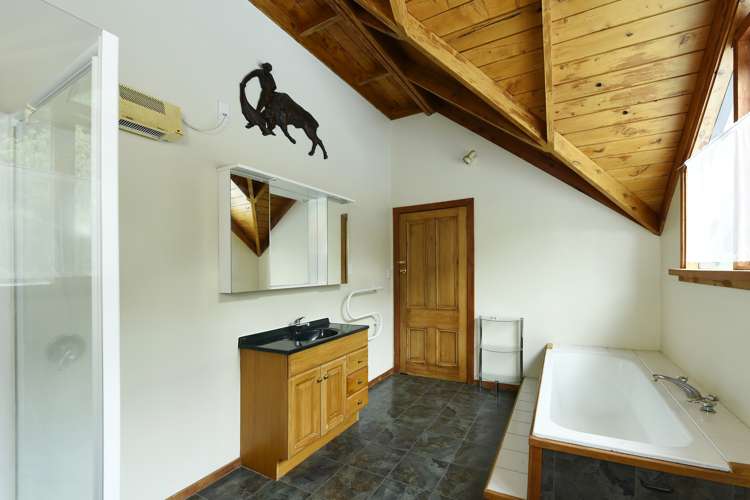 313 Kaiuma Bay Road Havelock_11