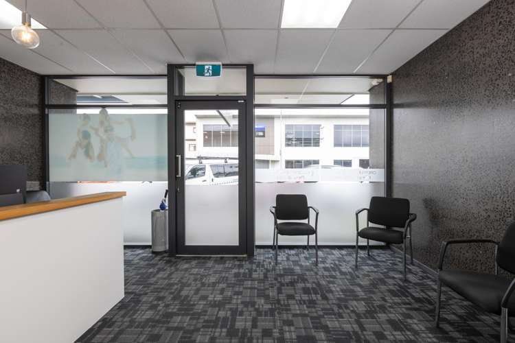 2B/16 Florence Avenue Orewa_5