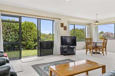 47 Hinekura Avenue_4