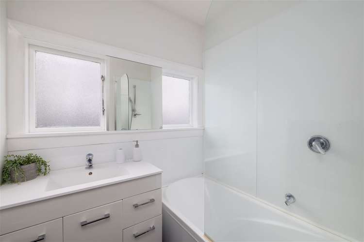 564 Hereford Street Linwood_7