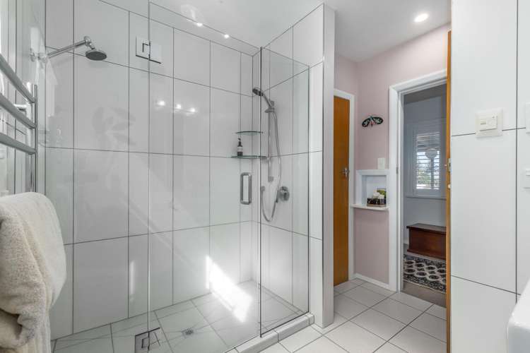 14 Allen Road Raumati Beach_8