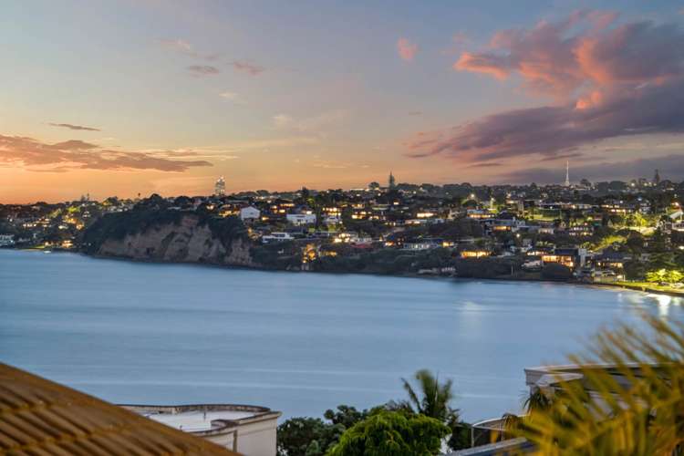 31 Churchill Road Murrays Bay_10