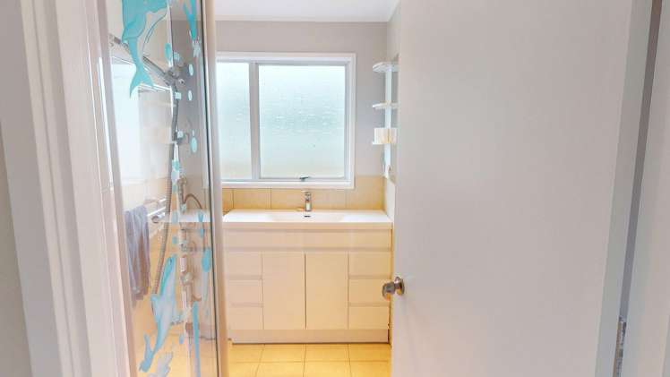 2/38a ( Front house ) Clapham Street 1226_12