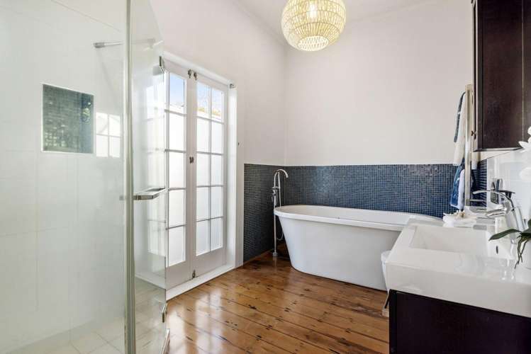 54 Wairoa Road Narrow Neck_11