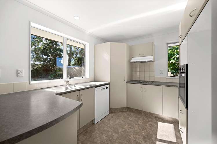 11 Chancery Close Hamilton East_4