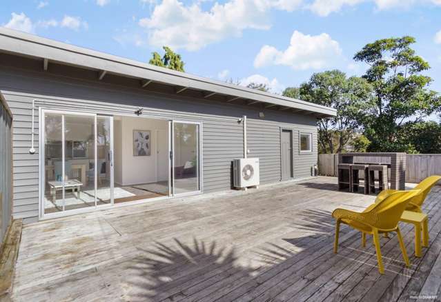 Well-presented 2-bedroom home!