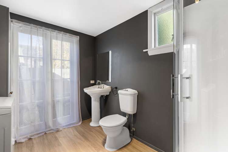 1693 Cust Road Cust_14