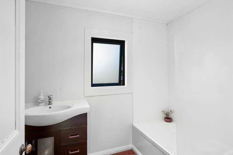 92 Young Street New Plymouth_10