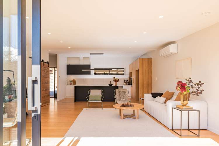 527 North Road Normanby_13