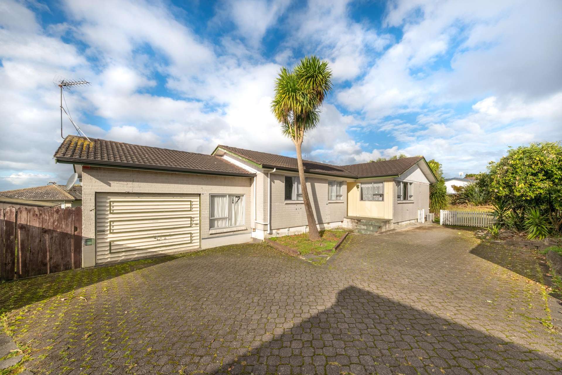 17 Bodi Place Te Atatu South_0