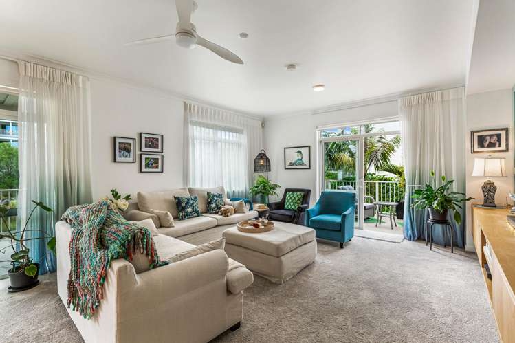 19 Parkside Drive Orewa_9