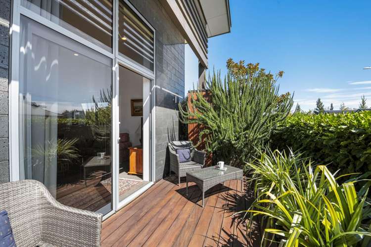 14 Corsair Crescent Burleigh_16