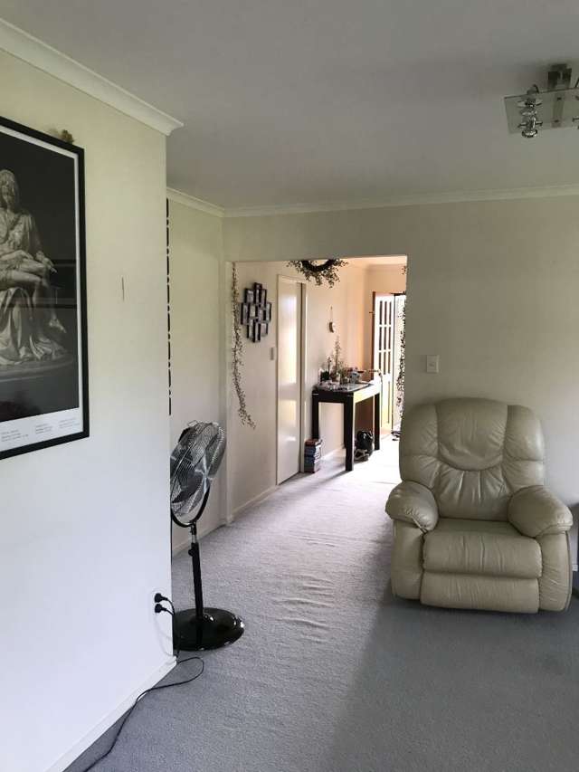 7 Gretton Court Flat Bush_2