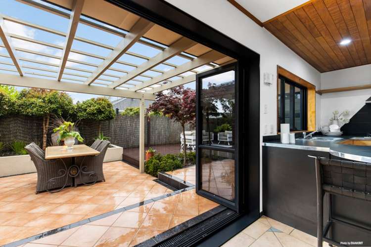 2/7 Solana Court Botany Downs_9