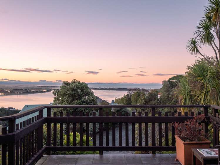 87 Soleares Avenue Mount Pleasant_28