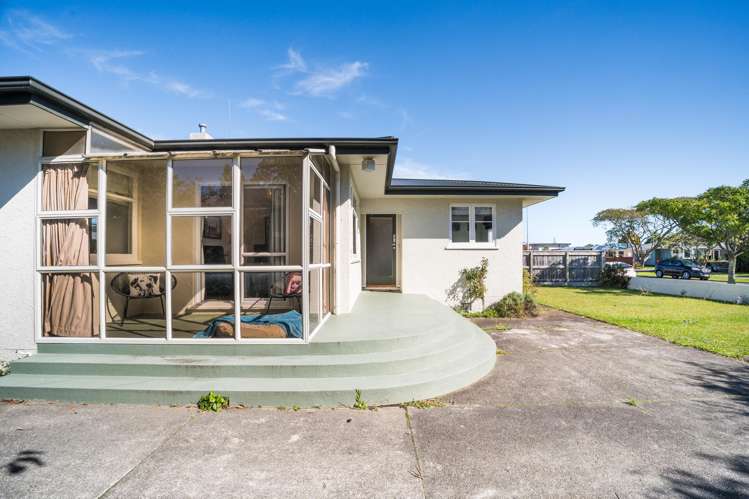 32 Aberdeen Avenue Takaro_25