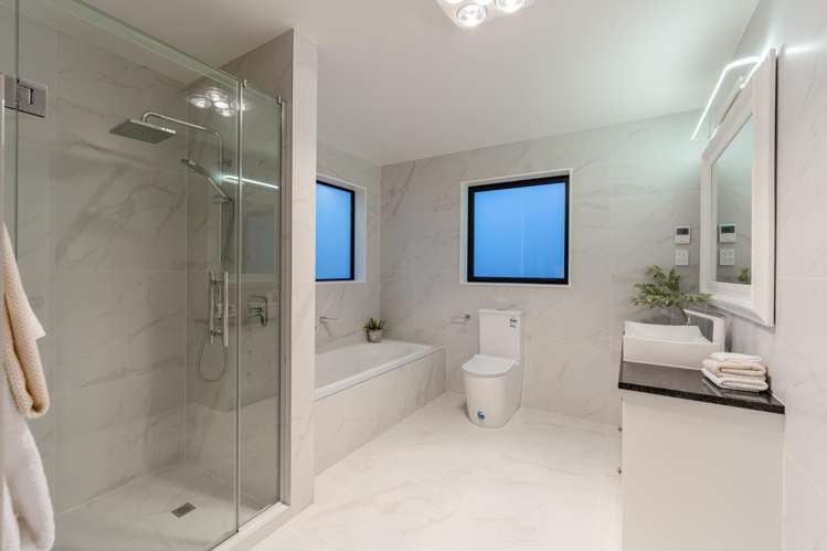 21 Tawatawa Street Long Bay_23