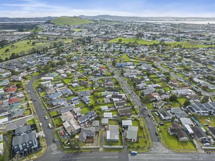 32 Idlewild Avenue Mangere_13