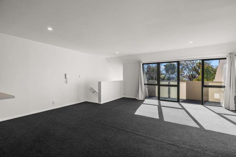 4/324 Worcester Street Linwood_4