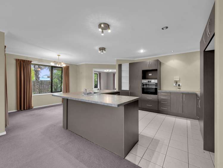 63 Coleraine Drive Rototuna_5