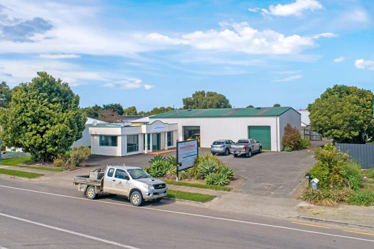 102A Main Road Makaraka_10