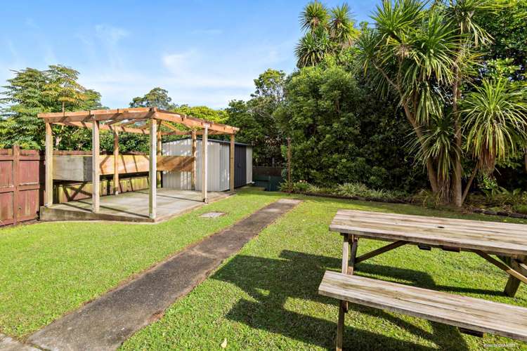 30 Puawai Place Northcote_16