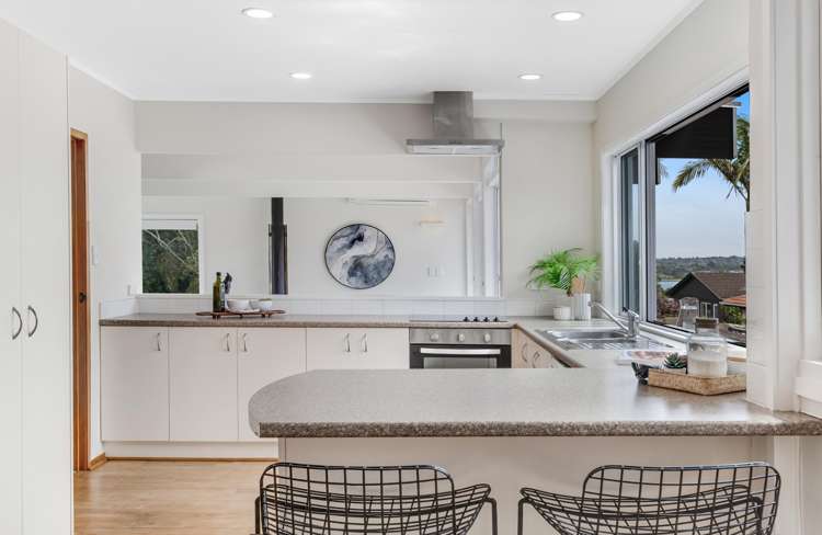 22 Andrea Place Sunnyhills_24