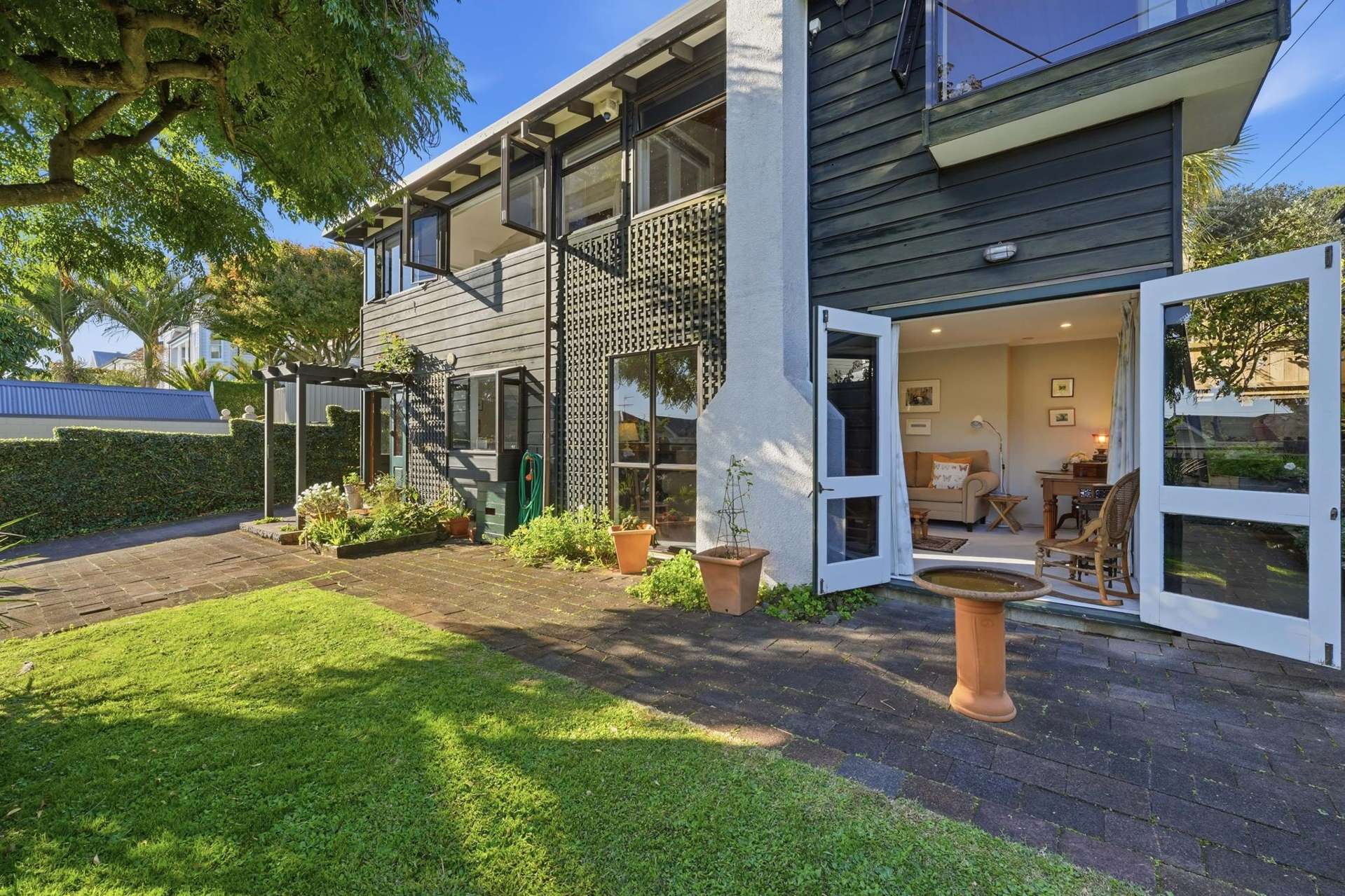 2/32 Albert Road Devonport_0