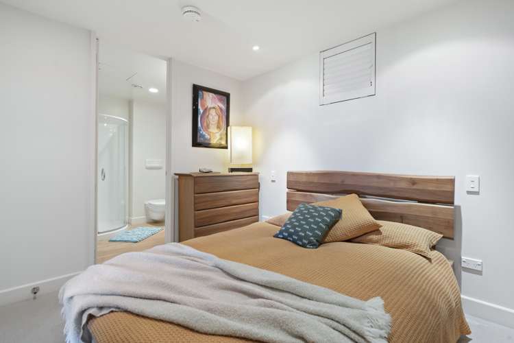 9/61 Maupuia Road Maupuia_6