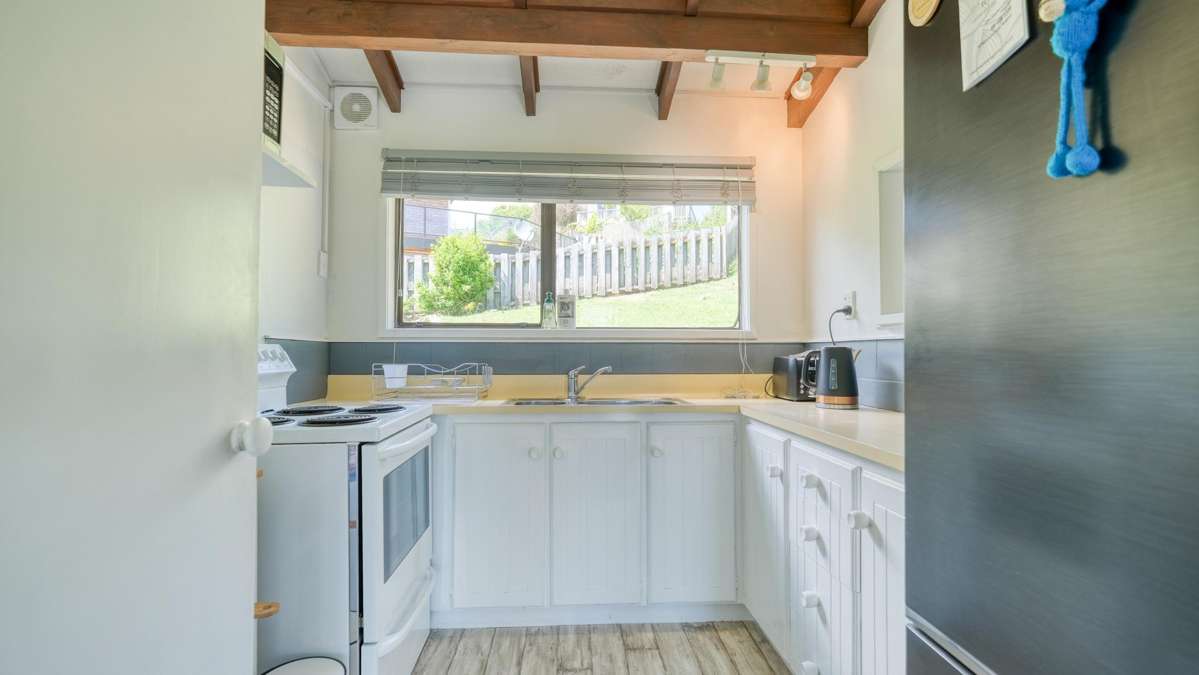 11 Cable Bay Block Road_1