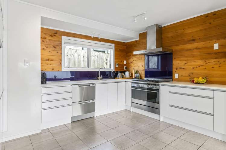 55 Matipo Road Te Atatu Peninsula_10