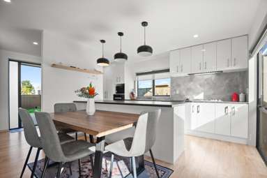 17B Peace Avenue_4